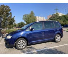 VW Touran 2.0 TDI - 11