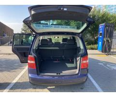 VW Touran 2.0 TDI - 25