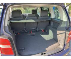 VW Touran 2.0 TDI - 26