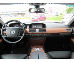 BMW Řada 7 3,0 730d - 9