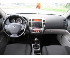 Kia Ceed 1,6 EX - 9