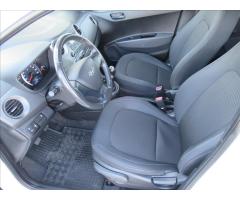 Hyundai i10 1,0 Family - 12