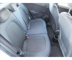 Hyundai i10 1,0 Family - 21