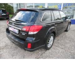 Subaru Outback 2,0 D Active - 4