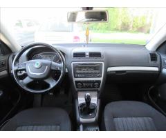 Škoda Octavia 2,0 TDI CR DPF Elegance + Zimní kola !!! - 9