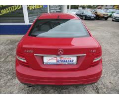 Mercedes-Benz Třídy C 2,1 C 220 CDi BlueEFFICIENCY Kupe - 6