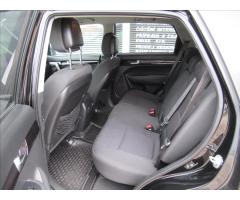 Kia Sorento 2,2 CRDI COMFORT 4x4 - 21