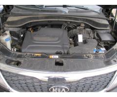 Kia Sorento 2,2 CRDI COMFORT 4x4 - 23