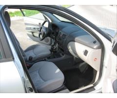 Nissan Almera 1,5 Comfort - 11