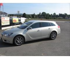 Opel Insignia 2,0 CDTI 118KW Sport - 4