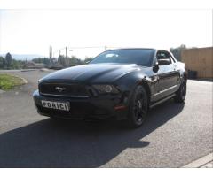 Ford Mustang 3,7 - 1