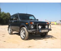 Lada Niva 1,7   4 x 4 - 4