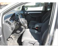 Volkswagen Touran 1,6 TDI DPF 77kW Trendline - 8