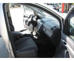 Volkswagen Touran 1,6 TDI DPF 77kW Trendline - 13