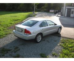 Volvo S60 2,5   2.5 T - 8