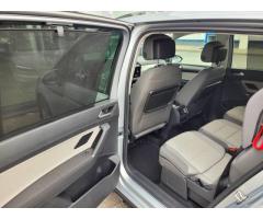 Volkswagen Touran 1.5 TSI DSG R-Line 7míst - 34