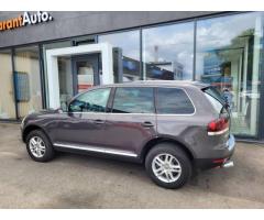 Volkswagen Touareg 3.0 TDI - 2