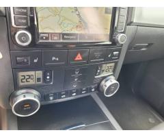 Volkswagen Touareg 3.0 TDI - 15