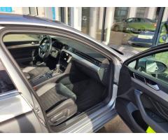 Volkswagen Passat 2.0 TDI DSG R-Line - 41