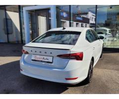 ŠKODA SUPERB COMBI 2.0TDI 140 LAURIN&K 4X4 DSG 7ST