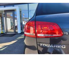 Volkswagen Touareg 3.0 TDI V6 4M Vzduch - 8