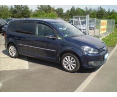 Volkswagen Touran 2,0 TDI  DSG Highline - 3