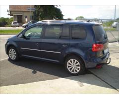 Volkswagen Touran 2,0 TDI  DSG Highline - 4