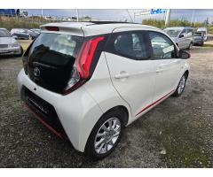 Toyota Aygo 1,0 VVT-i  X-SKY  STYLE - 6