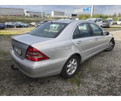 Mercedes-Benz Třídy C 2,2 C 220 CDI Elegance - 5