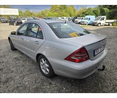 Mercedes-Benz Třídy C 2,2 C 220 CDI Elegance - 6