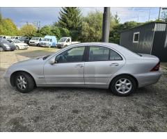 Mercedes-Benz Třídy C 2,2 C 220 CDI Elegance - 7