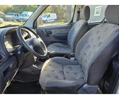 Peugeot Partner 2,0 HDI COMBISPACE - 9