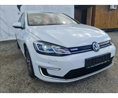 Volkswagen Golf Variant R-Line mHEV DSG Zlevněno o 16 000 Kč