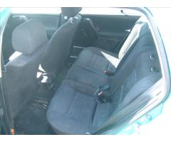 Volkswagen Golf 1,9 TD CL - 11