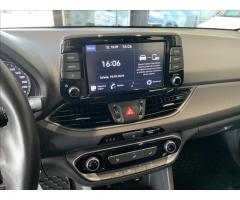 Hyundai i30 1,5 i CVVT Comfort 81 kW - 33