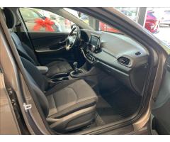 Hyundai i30 1,5 i CVVT Comfort 81 kW - 36