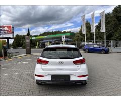 Hyundai i30 1,0 T-GDI DCT Comfort 16" ALU - 6