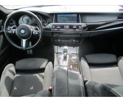 BMW Řada 5 3,0 535d Aut. 230kw M-Paket Touring - 12