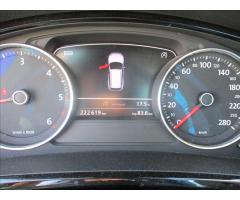 Volkswagen Touareg 3,0 TDi 176kw 4-motion bez koroze - 15