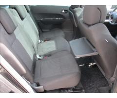 Peugeot 5008 1,6 HDI 110 k FAP Premium - 24