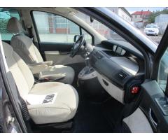 Peugeot 807 2,2 HDI 170k FAP Premium AUT6 8míst GPS - 11