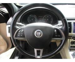 Jaguar XF 2,2 d Sportbrake 120kw Automat - 15