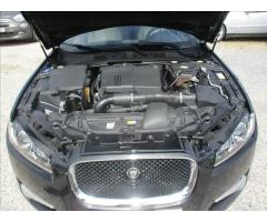 Jaguar XF 2,2 d Sportbrake 120kw Automat - 25