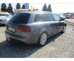 Audi Q7 quattro tiptronic DSG Zlevněno o 21 000 Kč