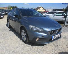 Volvo V40 1,6 D2 115 CROSS COUNTRY - 6