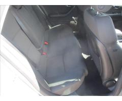 Audi A4 2,0 TDI Avant DPF BPW bixenon - 11