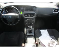 Volvo V40 1,6 D2 115 CROSS COUNTRY - 12