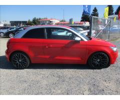 Audi A1 1,6 TDI 77kw Sport Xenon GPS - 5