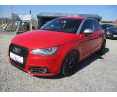 Audi A1 1,6 TDI 77kw Sport Xenon GPS - 30