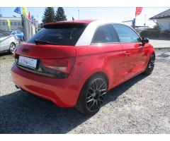 Audi A1 1,6 TDI 77kw Sport Xenon GPS - 33